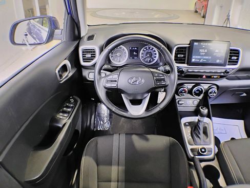 Used 2021 Hyundai Venue SEL FWD image 36