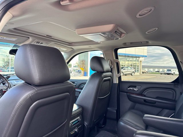 Used 2013 Cadillac Escalade Premium AWD/4WD image 33