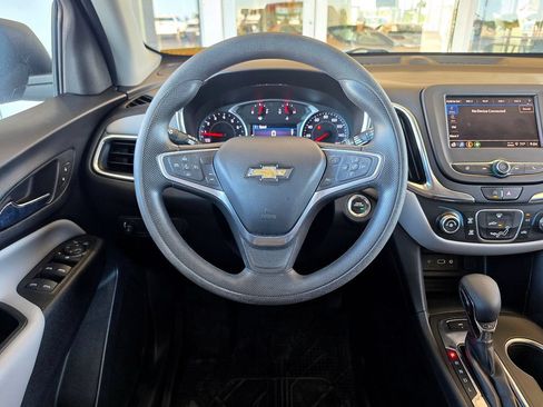 Used 2022 Chevrolet Equinox LS w/ LS Convenience Package AWD/4WD image 15
