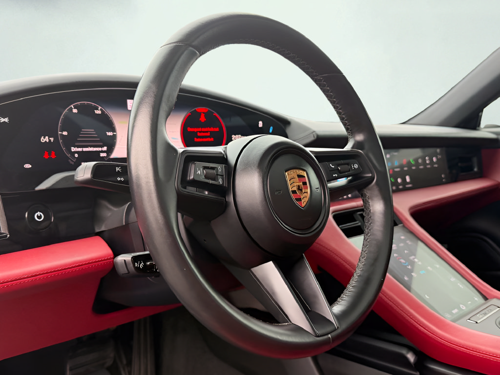 Used 2022 Porsche Taycan RWD image 58