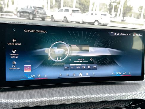 New 2025 BMW 330i Sedan w/ M Sport Package image 15