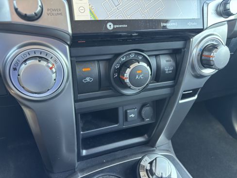 Used 2022 Toyota 4Runner SR5 Premium AWD/4WD image 23