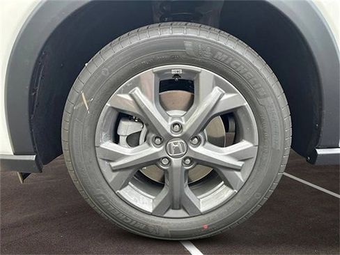 New 2026 Honda HR-V LX image 9