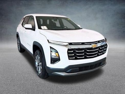 New 2026 Chevrolet Equinox LT AWD/4WD image 10