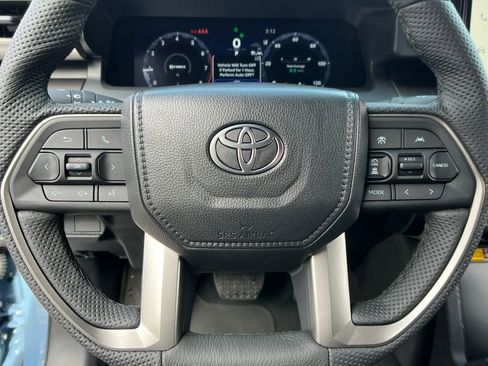 New 2026 Toyota Tacoma TRD Off-Road w/ TRD Off Road Upgrade Package AWD/4WD image 15