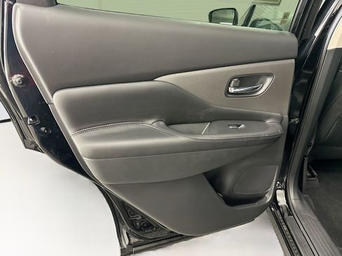 Used 2024 Nissan Murano SV image 26