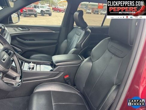 Used 2023 Jeep Grand Cherokee Overland w/ Adv Protech Group III image 13