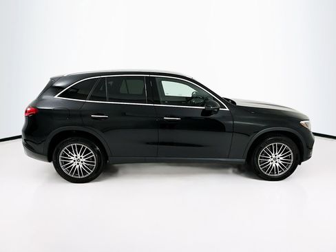 Used 2026 Mercedes-Benz GLC 300 image 9