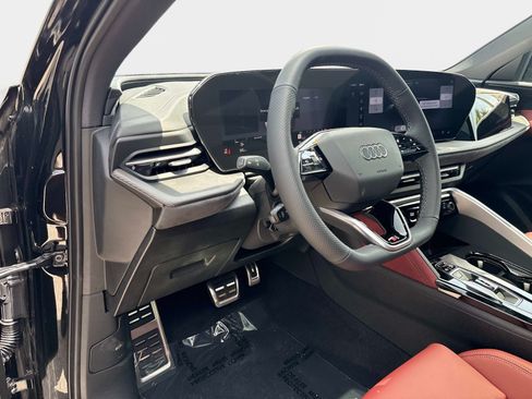 New 2026 Audi SQ5 Premium Plus AWD/4WD image 18