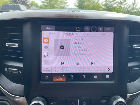 Used 2022 RAM 2500 Laramie image 21