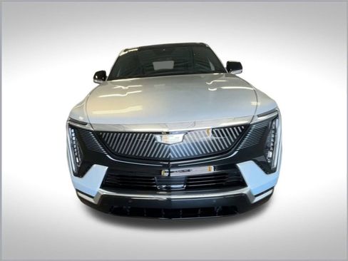 New 2025 Cadillac Escalade IQ Luxury 1 w/ LPO, Radiant Package image 4