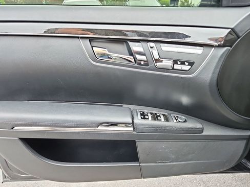 Used 2011 Mercedes-Benz S 550 image 27