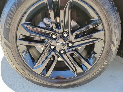 Used 2024 Chevrolet Trax ACTIV w/ Driver Confidence Package FWD image 21