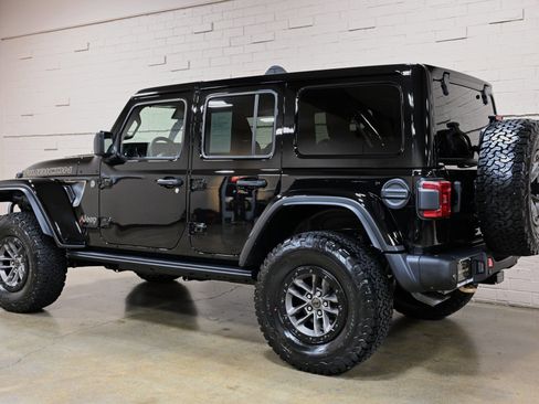 Used 2024 Jeep Wrangler Unlimited Rubicon 392 AWD/4WD image 12