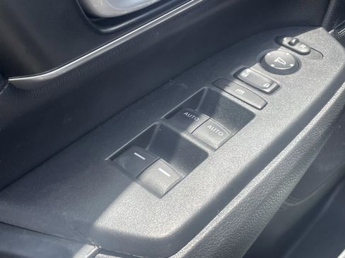 Used 2022 Honda CR-V EX-L image 10