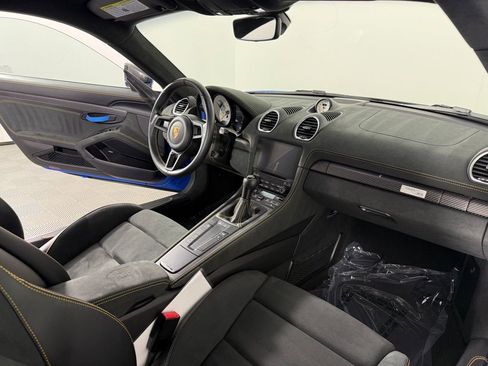 Certified 2023 Porsche 718 Cayman GT4 RS image 15