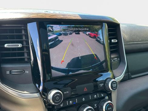 Used 2020 RAM 1500 Laramie AWD/4WD image 25
