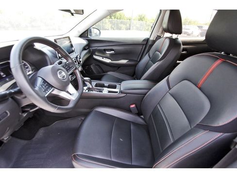 Used 2023 Nissan Sentra SR w/ SR Premium Package image 15