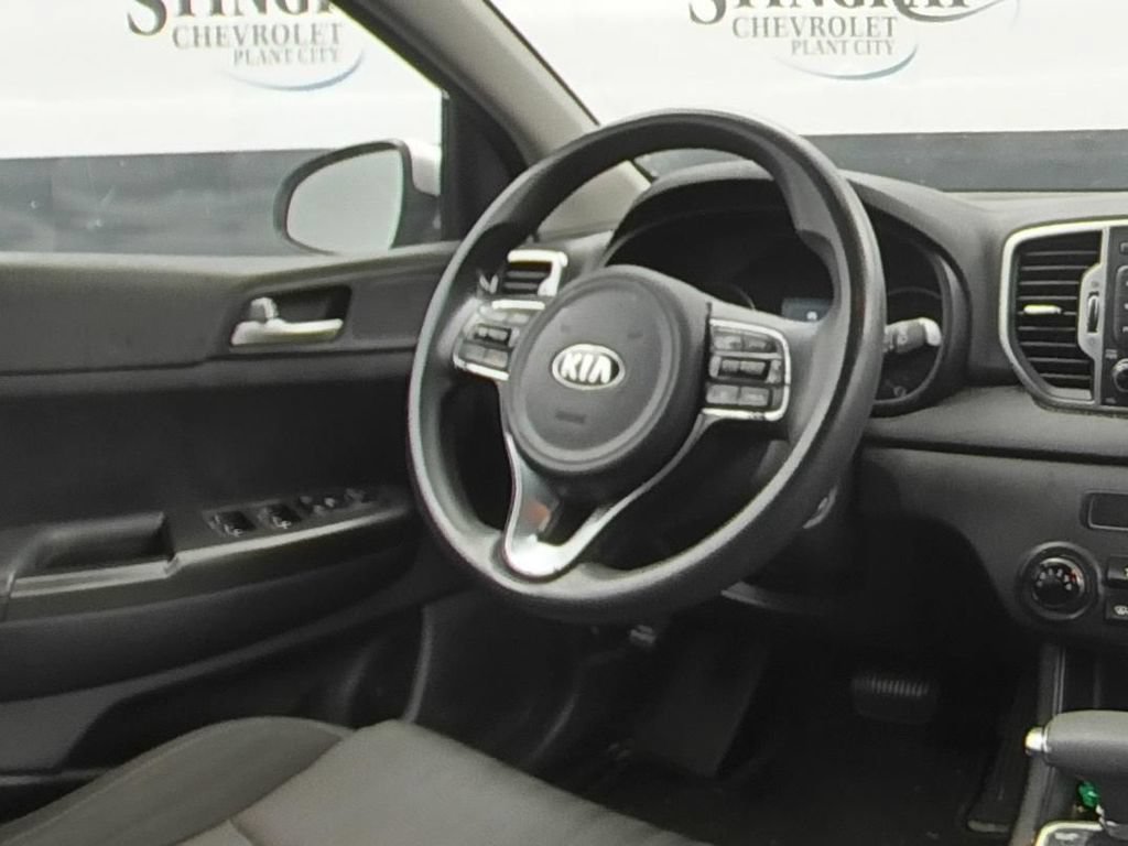 Used 2017 Kia Sportage LX FWD image 16
