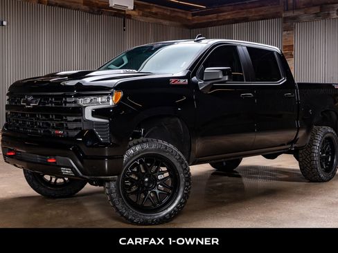 Used 2024 Chevrolet Silverado 1500 LT Trail Boss w/ Convenience Package II image 5