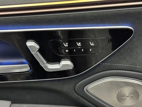 Certified 2023 Mercedes-Benz EQS 580 4MATIC Sedan image 20