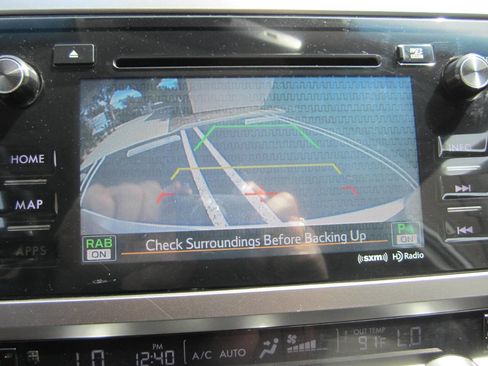 Used 2017 Subaru Outback 2.5i Limited image 31