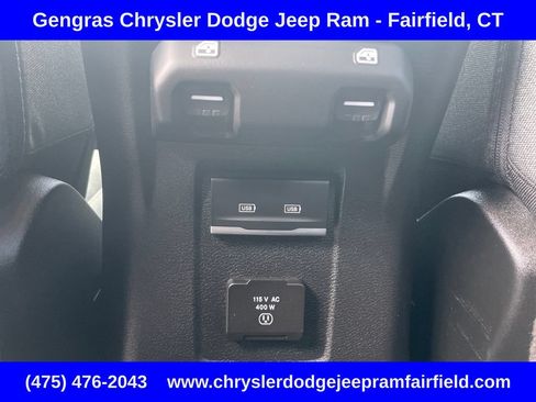 Certified 2025 Jeep Gladiator Sport AWD/4WD image 37