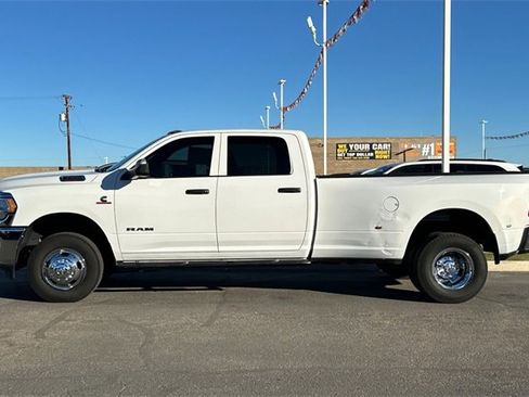 Certified 2022 RAM 3500 Tradesman image 7