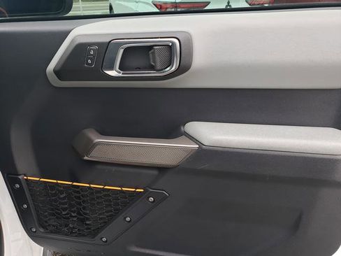 Used 2022 Ford Bronco Badlands image 18