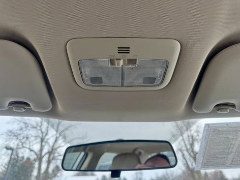 Used 2016 Toyota Corolla LE image 35