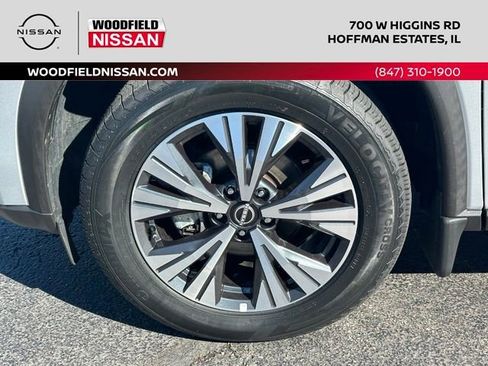 Certified 2023 Nissan Rogue SV w/ SV Premium B Package AWD/4WD image 10