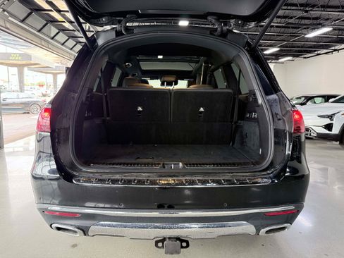 Used 2025 Mercedes-Benz GLS 450 4MATIC image 29