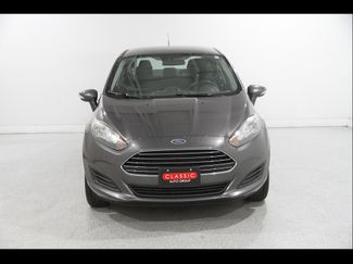 Used 2015 Ford Fiesta SE FWD video 2