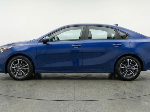 Used 2024 Kia Forte LXS FWD image 5