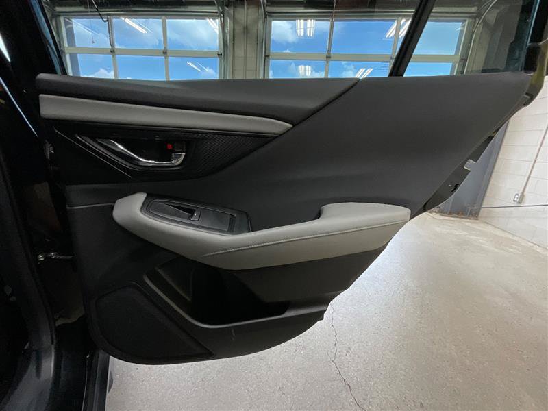 Used 2023 Subaru Outback Premium AWD/4WD image 26