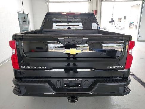 New 2026 Chevrolet Silverado 1500 Custom w/ Turbomax Blackout Package AWD/4WD image 33