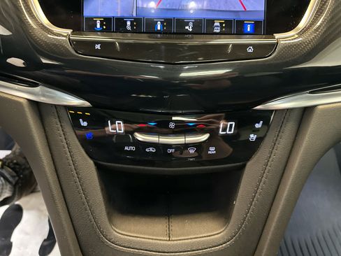 Used 2024 Cadillac XT6 Sport w/ Technology Package AWD/4WD image 20