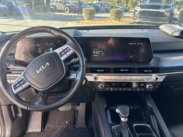 Certified 2024 Kia Telluride LX FWD image 5