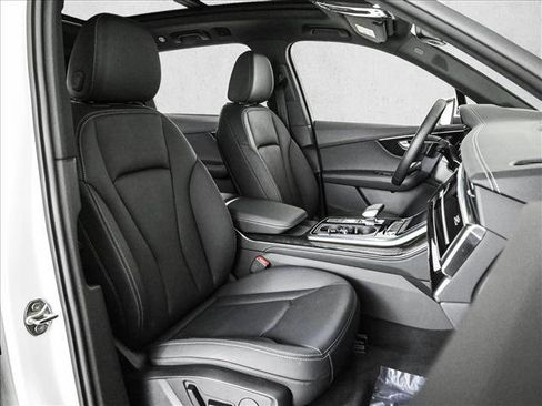 Certified 2025 Audi Q7 2.0T Premium Plus w/ Premium Plus Package image 23
