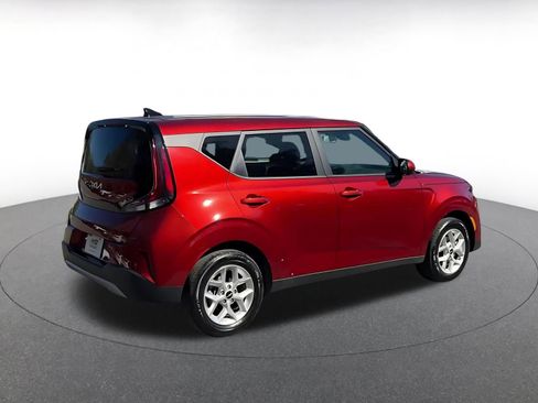 Used 2025 Kia Soul LX w/ LX Technology Package image 15
