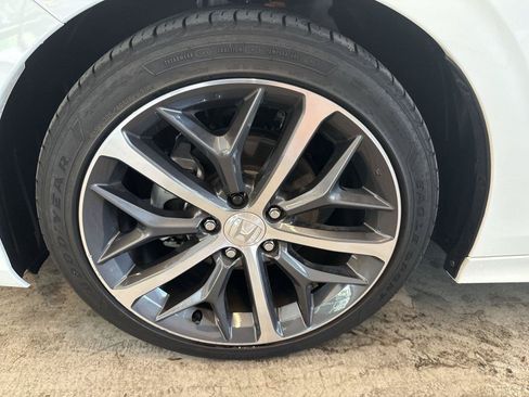 Used 2023 Honda Civic Touring image 19