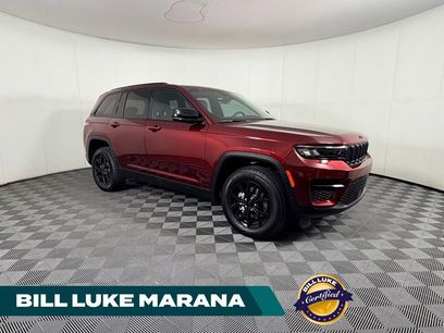 Used 2025 Jeep Grand Cherokee Altitude