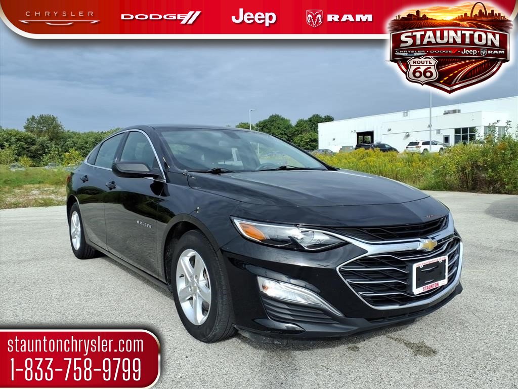 Used 2022 Chevrolet Malibu LS FWD image 1