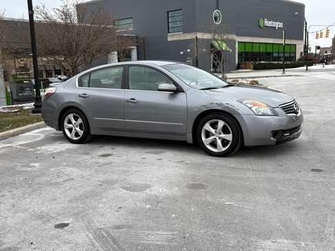 Used 2007 Nissan Altima 3.5 SE w/ Technology Pkg image 7