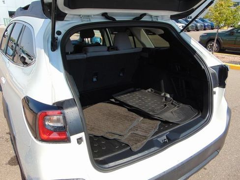 Used 2024 Subaru Outback Premium AWD/4WD image 23