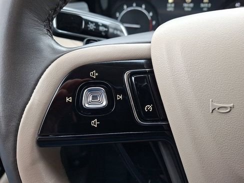 Certified 2021 Lincoln Corsair AWD w/ Equipment Group 101A image 22