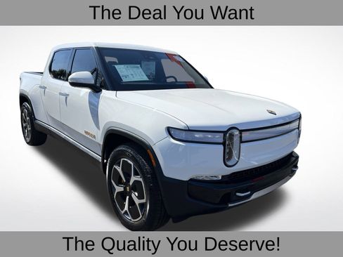 Used 2022 Rivian R1T Adventure image 1