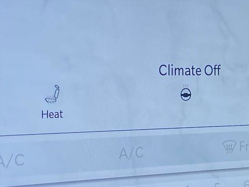 Used 2024 Jeep Wrangler Unlimited Rubicon w/ XTREMEE 35" Tire Package image 15