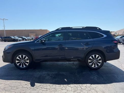 Used 2025 Subaru Outback Limited AWD/4WD image 10