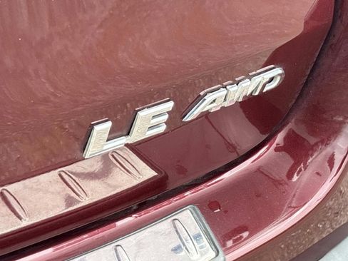 Used 2014 Toyota Highlander LE image 33